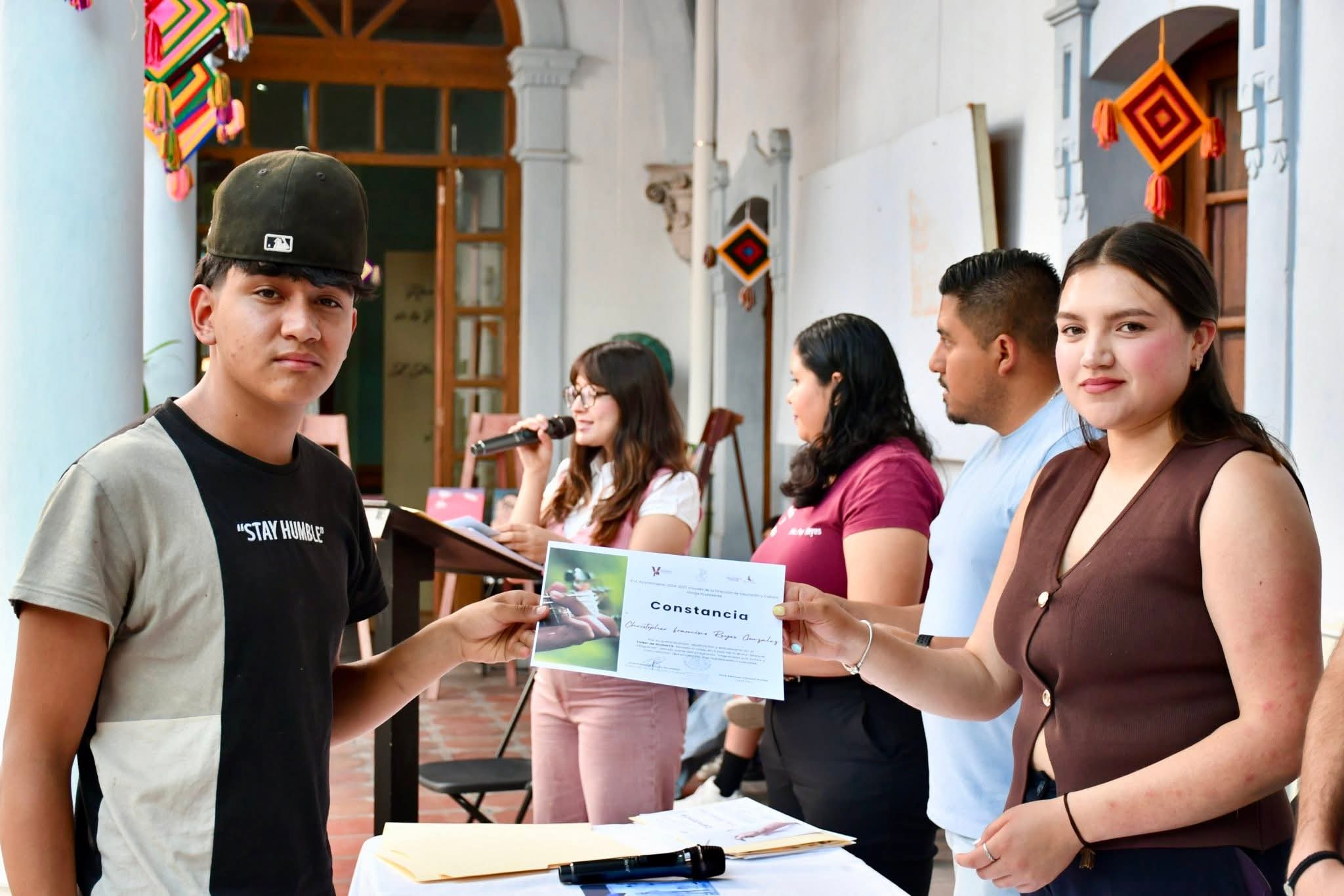 CULMINAN TALLERES EN LA CASA DE CULTURA MANUEL FELGUÉREZ