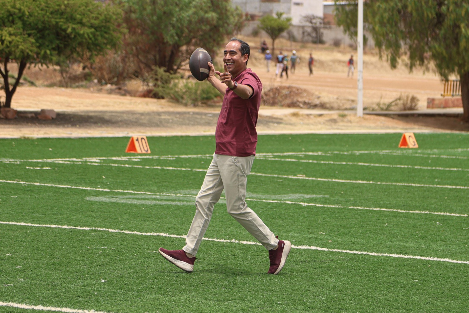 - Ahí les va un touchdown