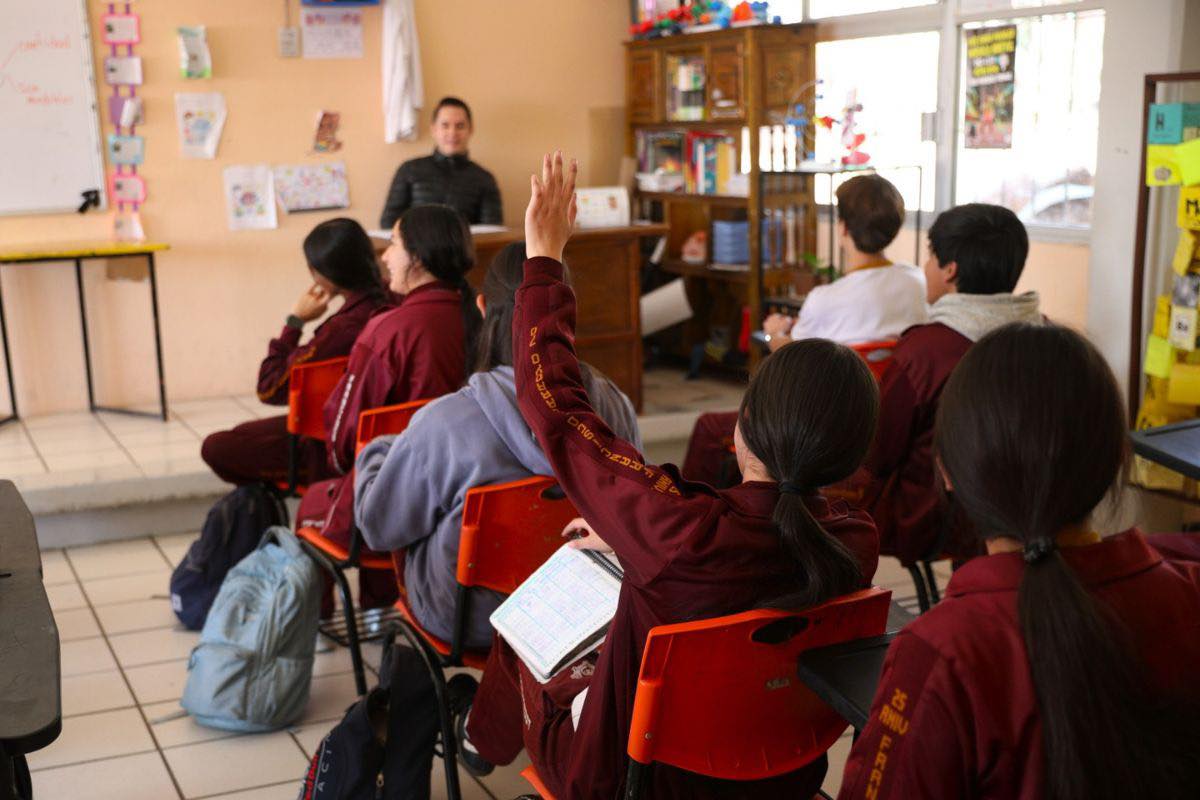 ACUERDAN MANTENER CIERRE ESCOLAR EL 15 DE JULIO