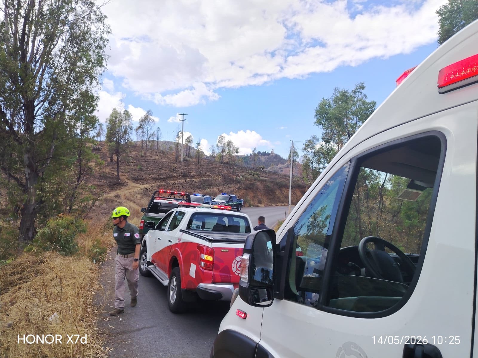 CAE 20 METROS MOTOCICLISTA A ARROYO EN CARRETERA AL CERRO DE LA BUFA