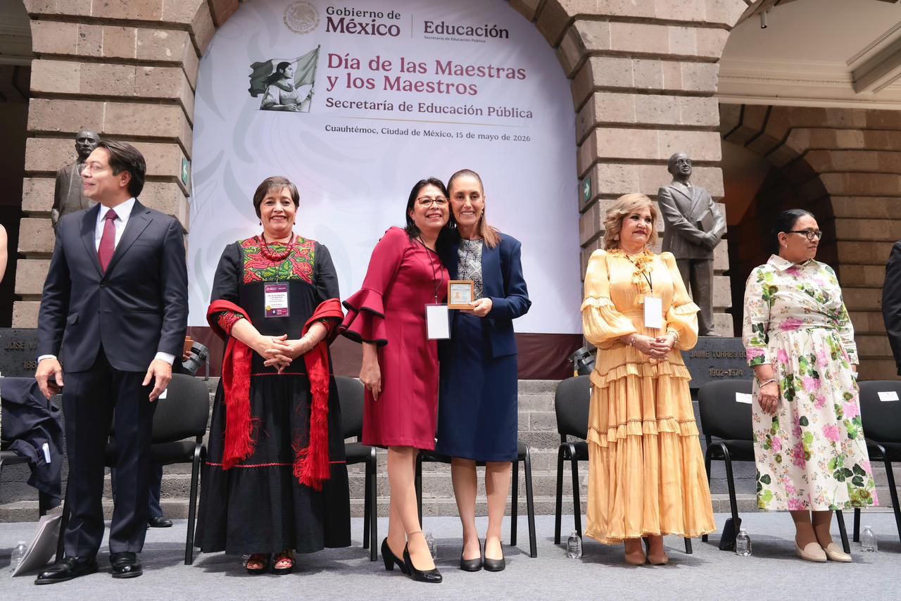 SUBE 9% SALARIO DE MAESTRAS Y MAESTROS DE MÉXICO EN EL MARCO DE SU CELEBRACIÓN