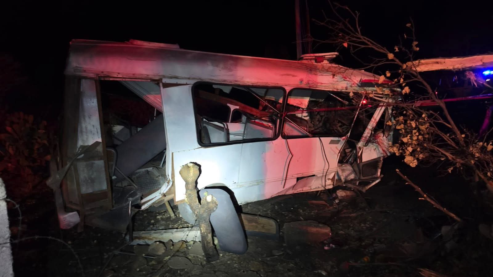 MUERE MENOR DE EDAD Y 18 PERSONAS RESULTAN HERIDAS TRAS ACCIDENTE EN JEREZ