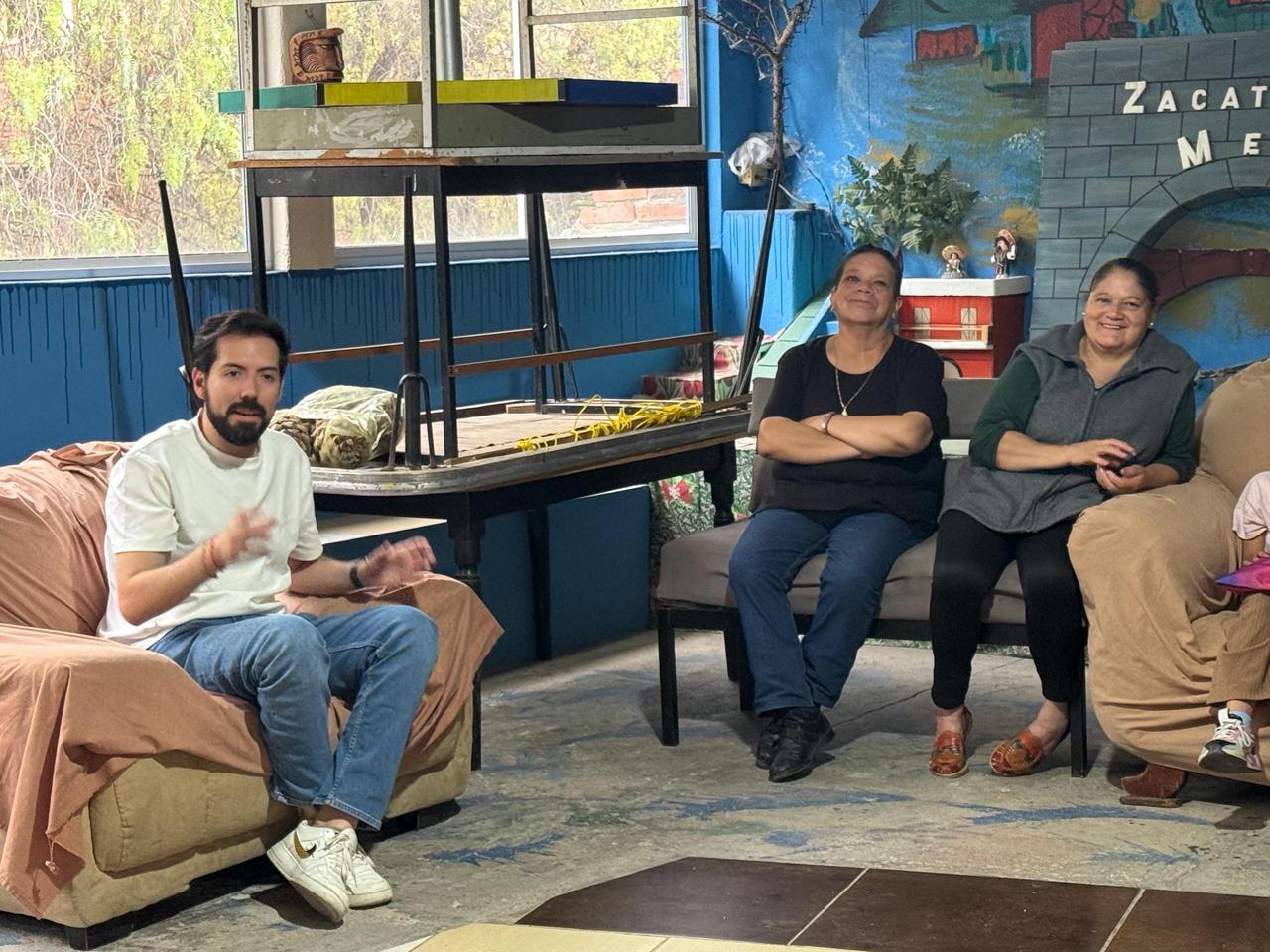 REALIZA SANTOS GONZÁLEZ RECORRIDOS EN COLONIAS DE ZACATECAS Y VETAGRANDE
