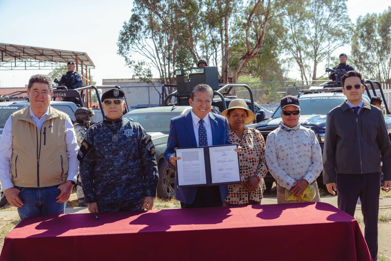 FORMALIZA DAVID MONREAL INSTALACIÓN DE DESTACAMENTO DE SEGURIDAD EN JEREZ
