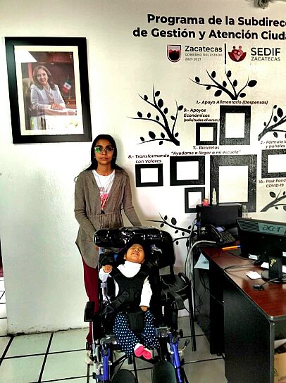 ENTREGA SEDIF SILLAS DE RUEDAS A BENEFICIARIAS DE ZACATECAS