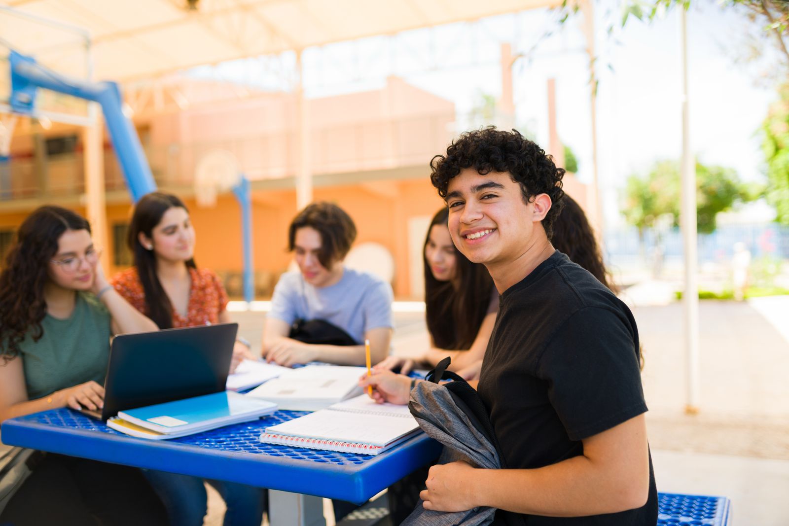 BIENESTAR EMOCIONAL: LA NUEVA PRIORIDAD EN LA PREPARATORIA