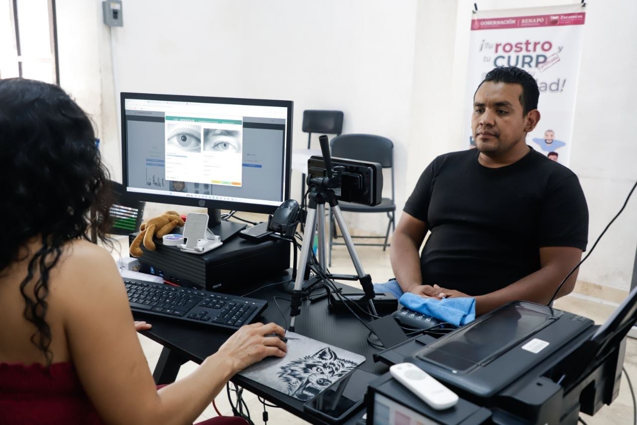 INSTALA REGISTRO CIVIL MÓDULO PARA TRAMITAR CURP BIOMÉTRICA EN FRESNILLO