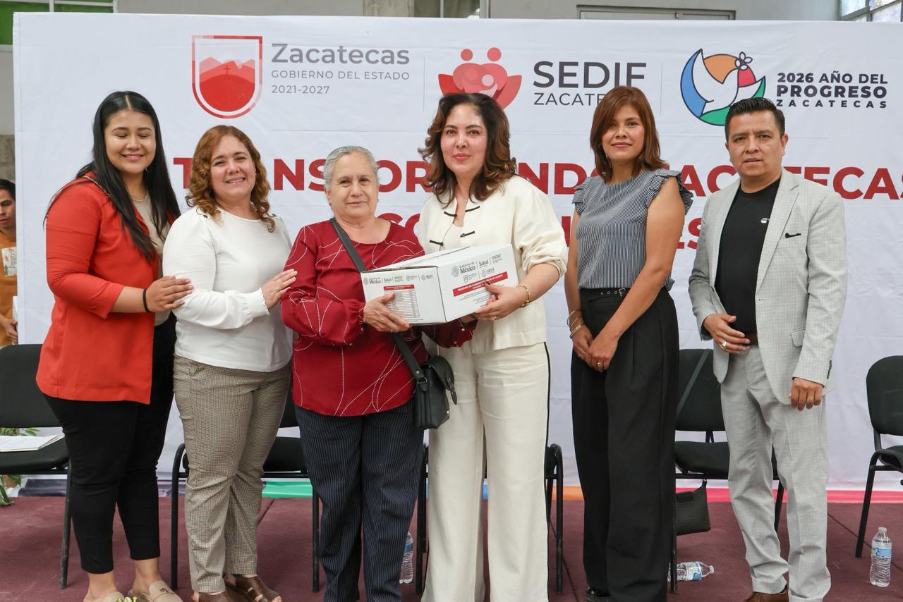 ENTREGA GODEZAC APOYOS INTEGRALES A FAMILIAS DE SUSTICACÁN