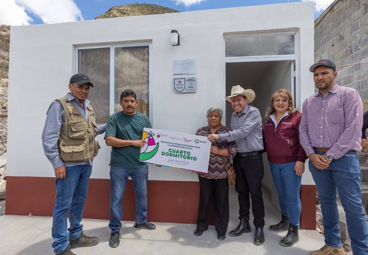 ENTREGAN CUARTOS DORMITORIO Y ANUNCIAN RESCATE DE VIVIENDAS EN CONCEPCIÓN DEL ORO