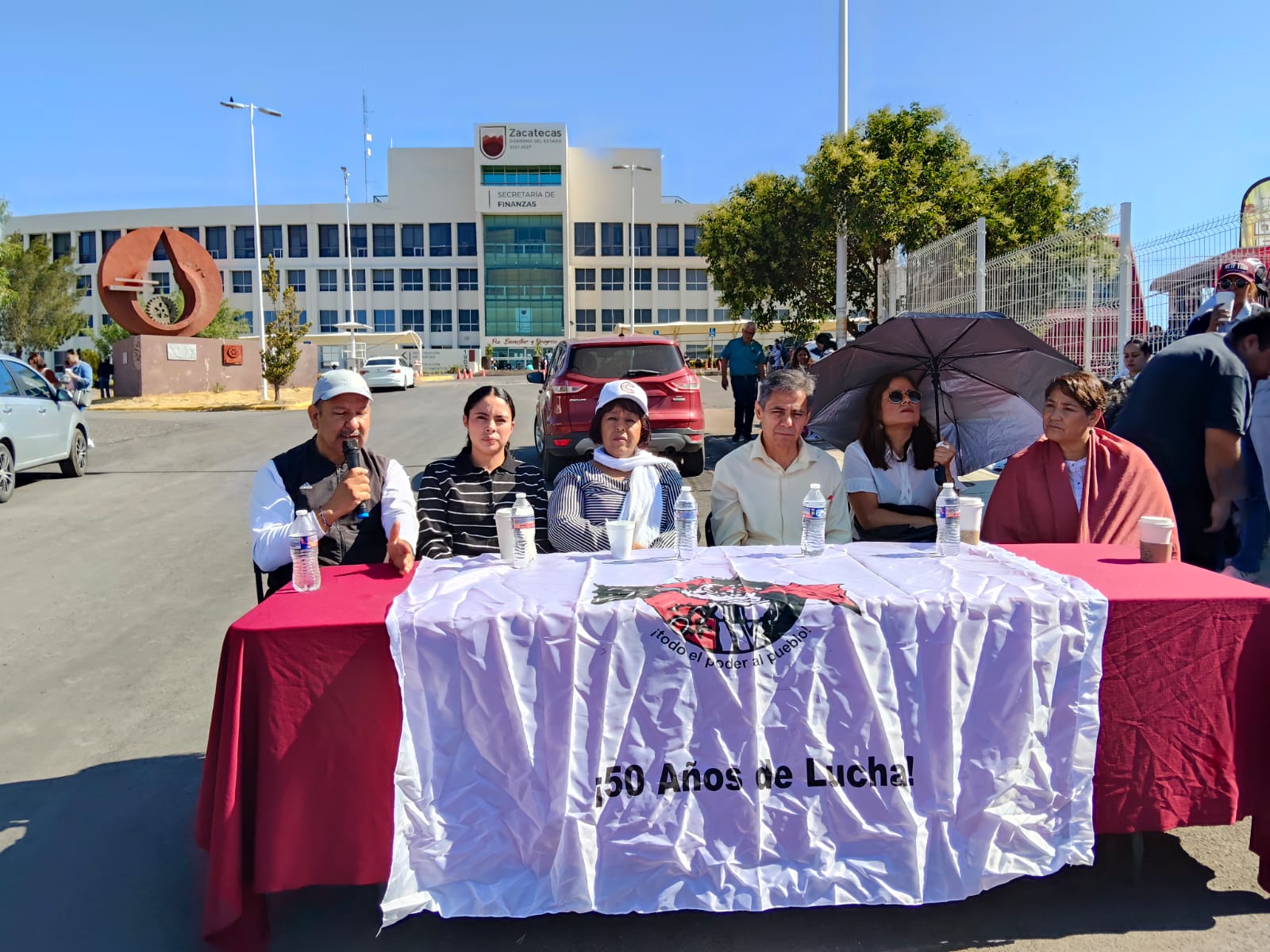 EXIGEN INTEGRANTES DEL FPLZ LIBERAR RECURSOS Y TOMAN CD. ADMINISTRATIVA Y SEFIN 