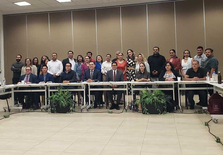 IMPULSAN UNIVERSIDADES E INDUSTRIA PARA FORTALECER FUTURO LABORAL