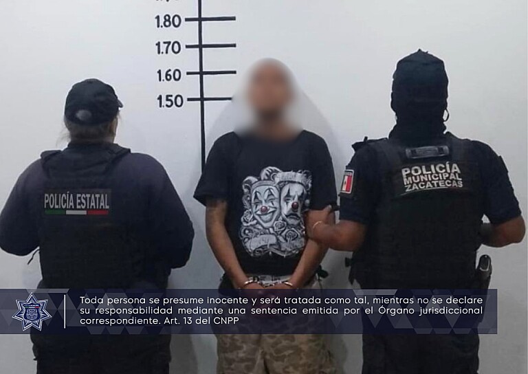 DETIENEN POLICÍAS A HOMBRE ACUSADO DE AMENAZAR A SU FAMILIA