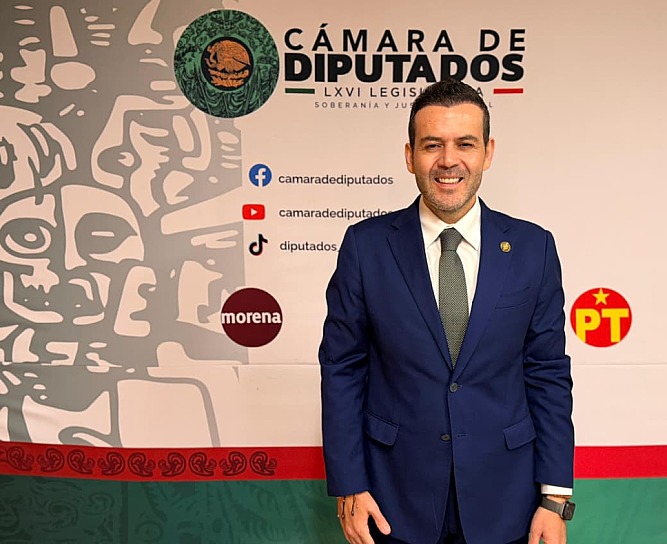 LAS ELECCIONES SE DECIDEN EN MÉXICO, SIN PRESIONES EXTRANJERAS: ULISES MEJÍA