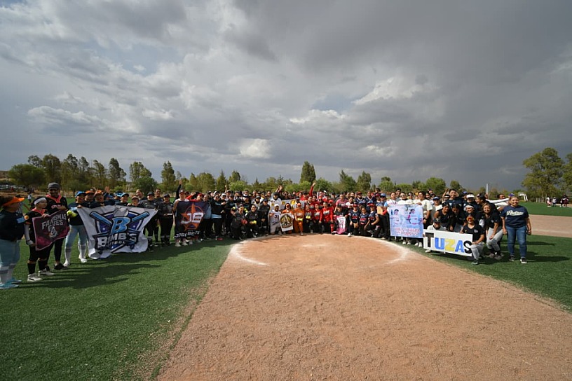 CELEBRA GUADALUPE EL ARRANQUE DEL TORNEO DE SOFTBOL 2026