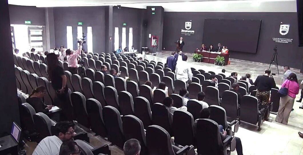 ROMPEN MORENA Y PVEM QUORUM Y FRENAN REFORMA ELECTORAL