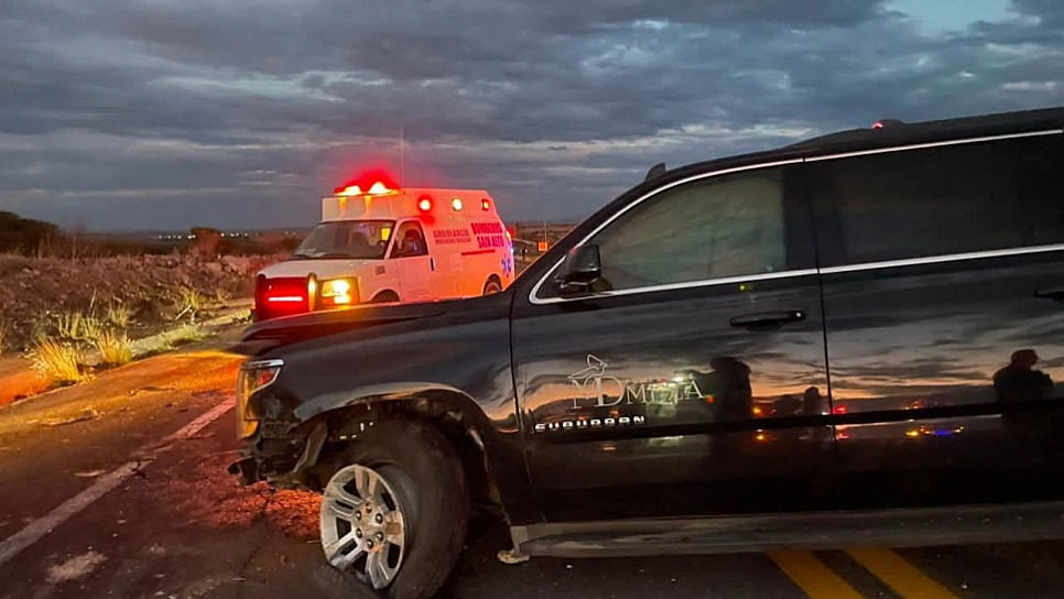 MOVILIZA A CORPORACIONES DE SEGURIDAD: VOLCADURA DE CARROZA FÚNEBRE A LA ALTURA DE CANTUNA