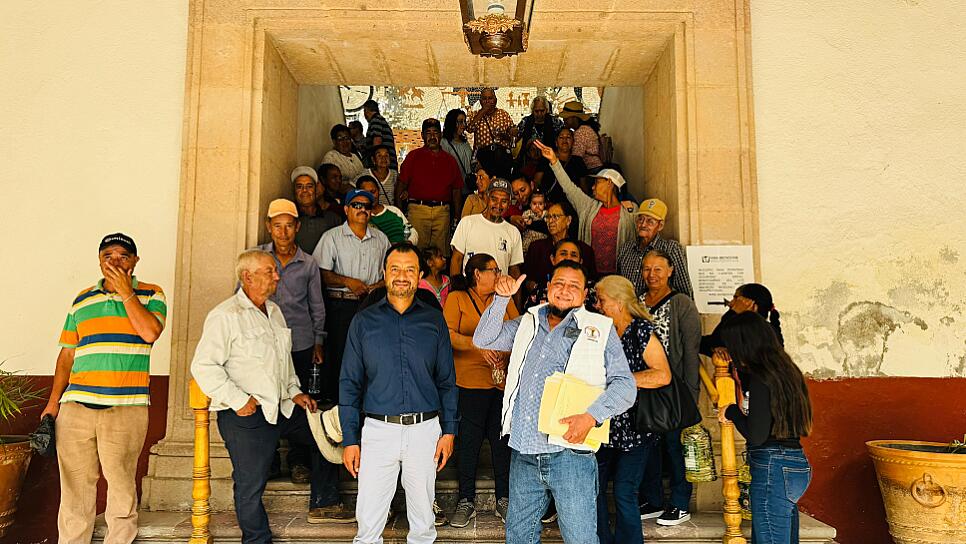 SE COMPROMETE ALCALDE DE VILLANUEVA A ATENDER DEMANDAS DE ANTORCHISTAS