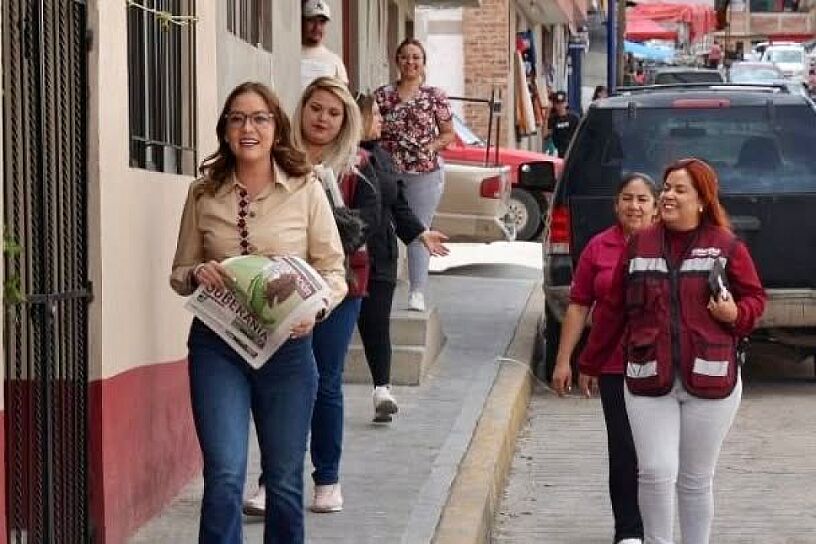 -En territorio, como dijo la presidenta