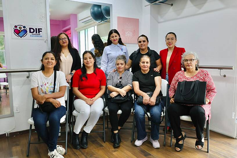RECIBEN MADRES CUIDADORAS ACOMPAÑAMIENTO EMOCIONAL A TRAVÉS DE PROGRAMA DEL DIF CAPITAL