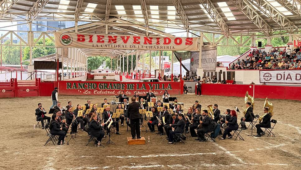 CELEBRAN EN CDMX 76 AÑOS DEL CENTRO SOCIAL Y CULTURAL ZACATECANO CON ENTREGA DEL MÉRITO MIGRANTE