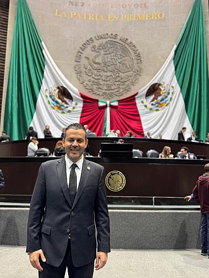 APOYA ULISES MEJÍA REFORMA AL INFONAVIT
