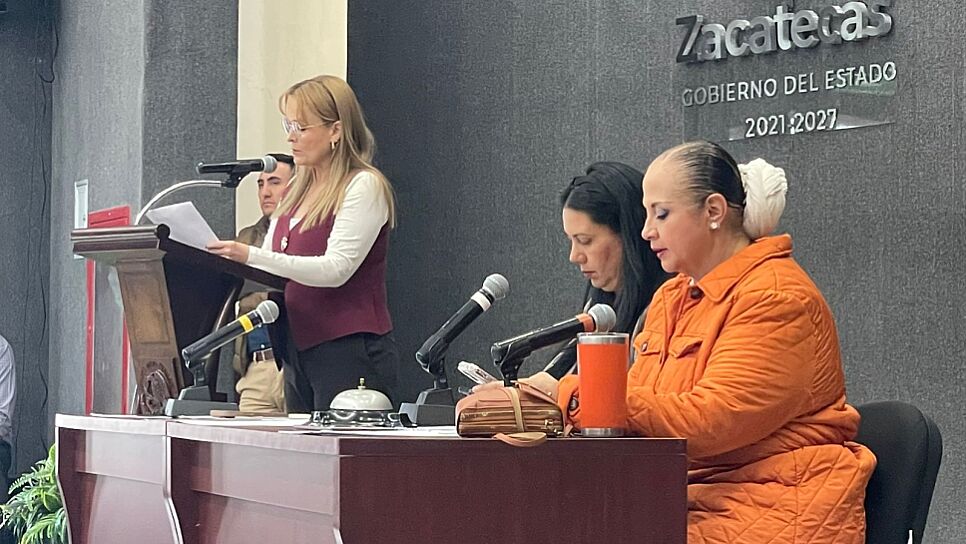 PIDE RUTH CALDERÓN REVISAR CONTRATOS Y NÓMINA MUNICIPAL
