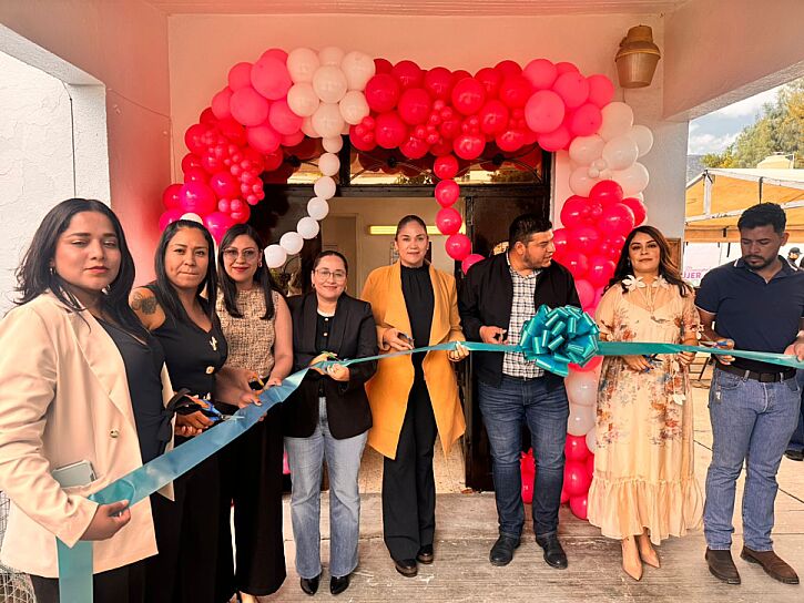 INAUGURA SECRETARÍA DE LAS MUJERES CENTRO LIBRE EN MAZAPIL