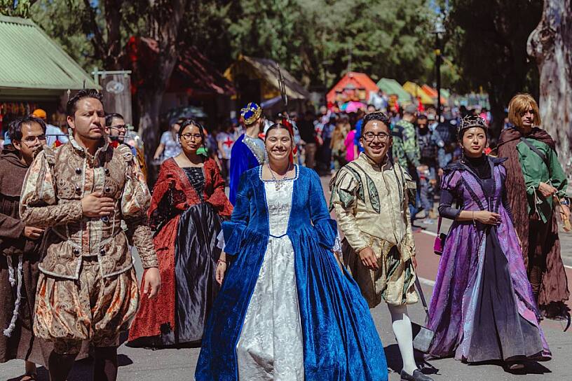 FESTEJAN ZACATECANOS DÍA DE LA FAMILIA EN EL FESTIVAL MEDIEVAL