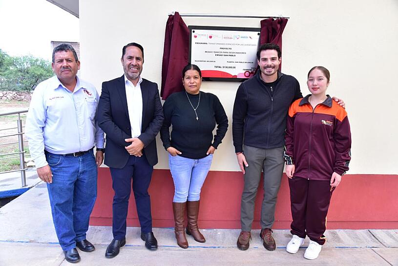 ENTREGA INJUVENTUD DESAYUNADOR ESTUDIANTIL EN PÁNFILO NATERA
