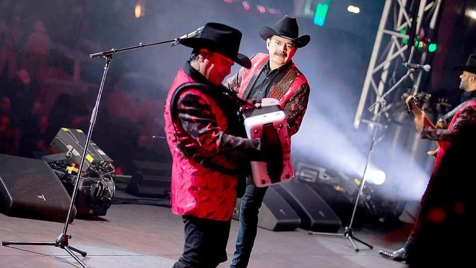 LLEGAN TUCANES DE TIJUANA A ZACATECAS POR CAUSA