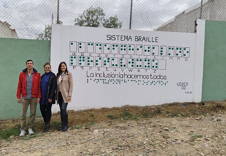 INAUGURAN PRIMER MURAL EN BRAILLE EL EN COBAEZ