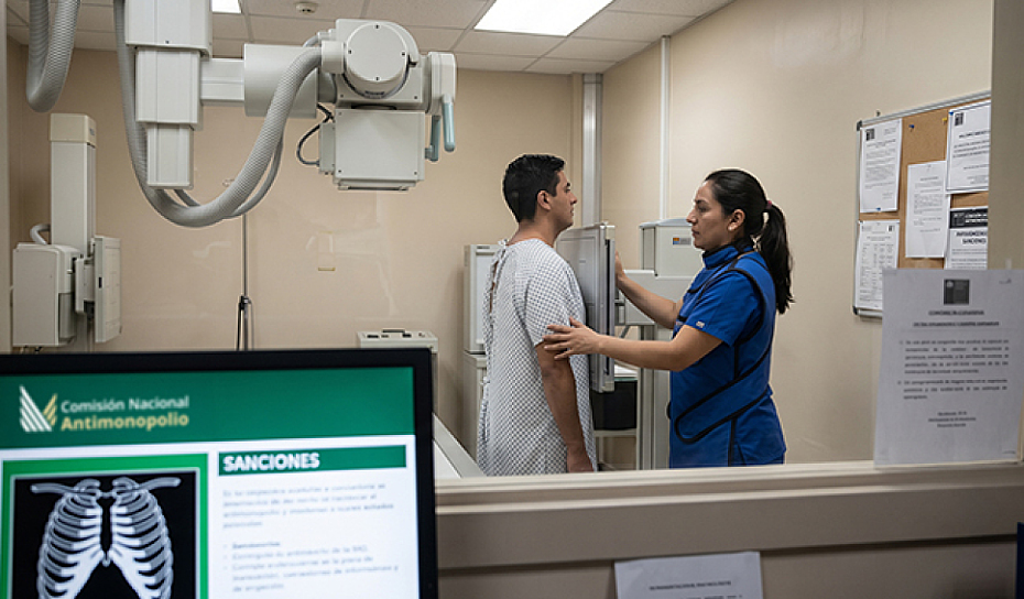 SANCIONA CNA COLUSIÓN EN LICITACIONES MÉDICAS