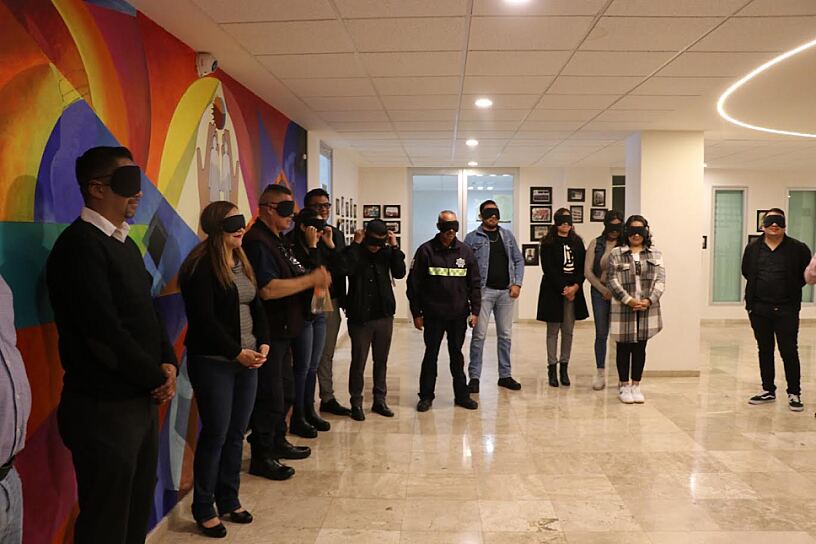 PROMUEVE CDHEZ LOS DERECHOS DE PERSONAS SORDOCIEGAS 