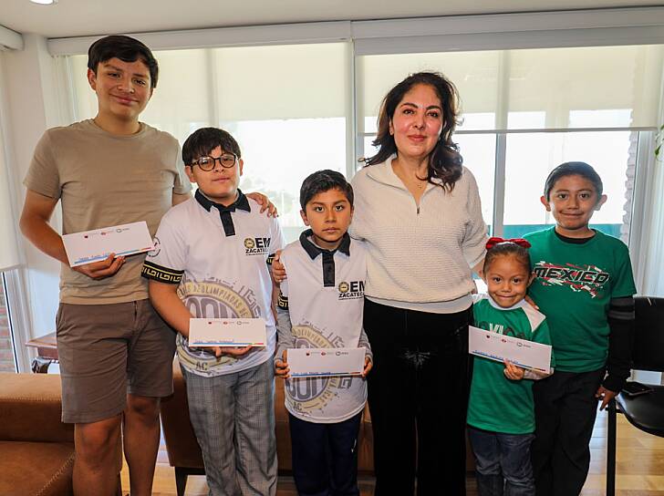 RESPALDA SEDIF A NIÑOS RUMBO A OLIMPIADA DE MATEMÁTICAS