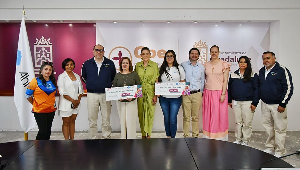 ENTREGAN DONATIVOS A ASOCIACIONES CIVILES DE GUADALUPE