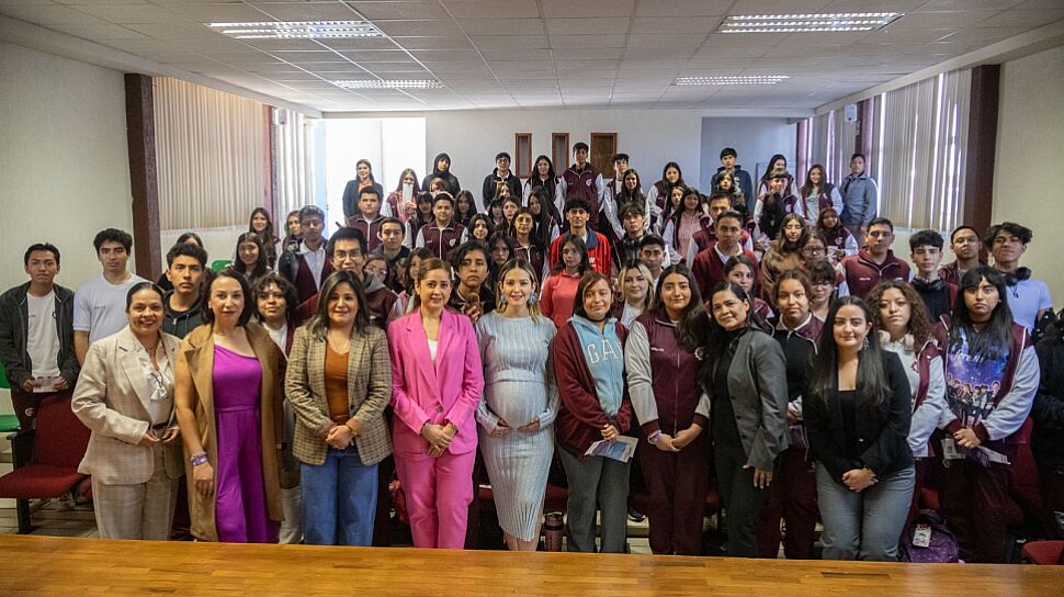 PARTICIPAN 100 ESTUDIANTES EN CONSERVATORIO DE PROTECCIÓN A MUJERES
