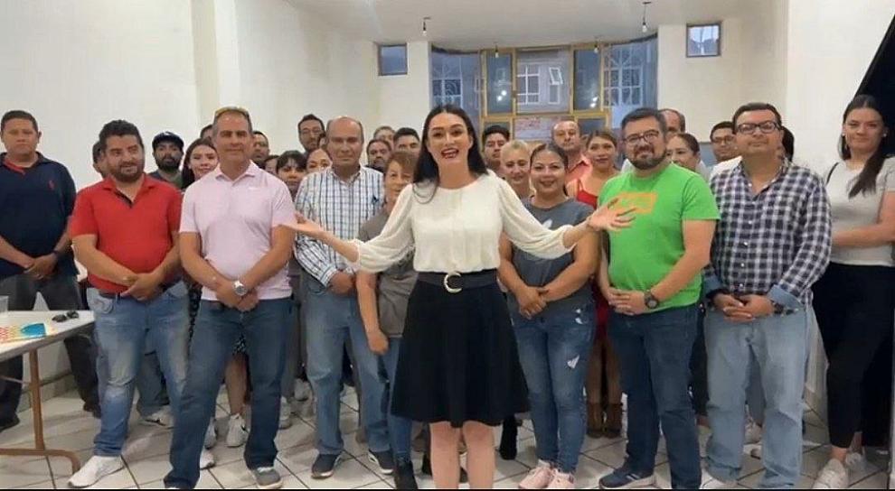 ANUNCIA BENNELLY HERNÁNDEZ GIRA DE AGRADECIMIENTO