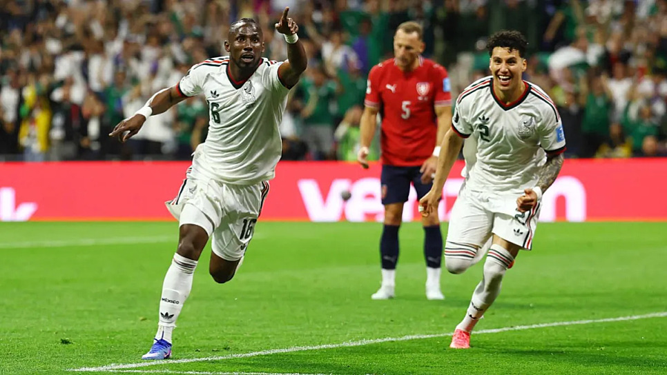 GANA MÉXICO A REPÚBLICA CHECA Y AVANZA INVICTO A DIECISEISAVOS