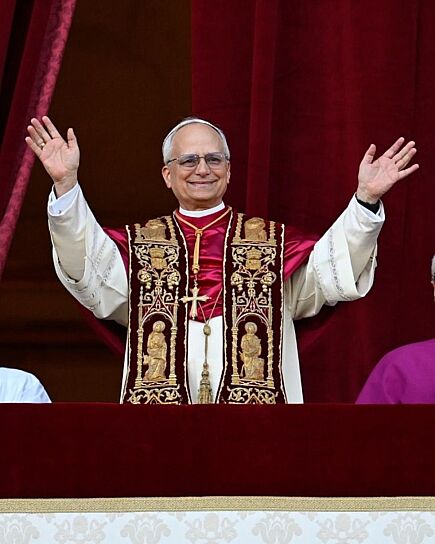 ELIGEN A ROBERT FRANCIS PREVOST NUEVO PAPA