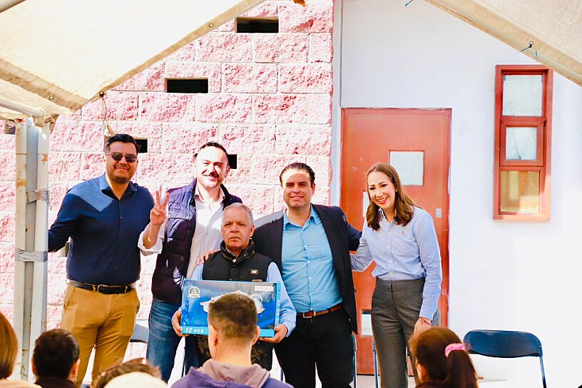 ENTREGA “ORGULLO POR ZACATECAS” APOYOS DE MEJORAMIENTO DE VIVIENDA