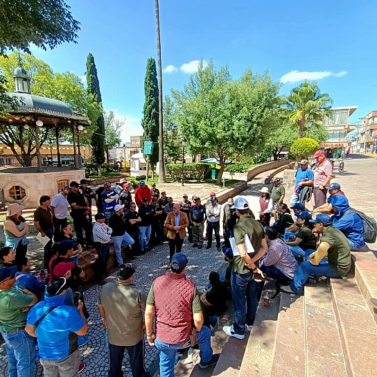 TOMA SUTSEMOP PRESIDENCIA MUNICIPAL DE VALPARAÍSO POR CONFLICTO LABORAL