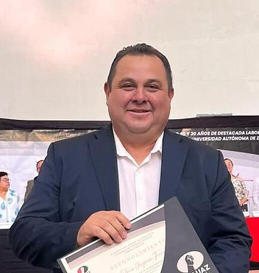 MANOS LARGAS