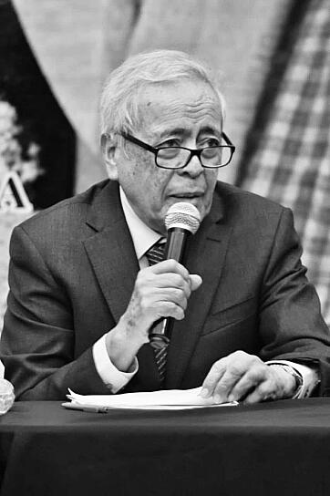 RECONOCEN TRAYECTORIA DE ÓSCAR FERNÁNDEZ SÁNCHEZ TRAS 68 AÑOS DE PERIODISMO
