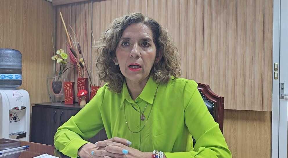CUBRE UPZ 85% DE ADEUDO DEL PLANTEL: RECTORA