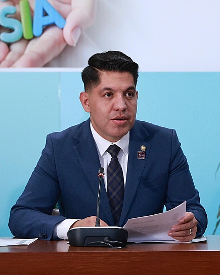 SOLICITARÁ EMMANUEL REYES INTERVENCIÓN DE LA FGR POR ALCOHOL ADULTERADO