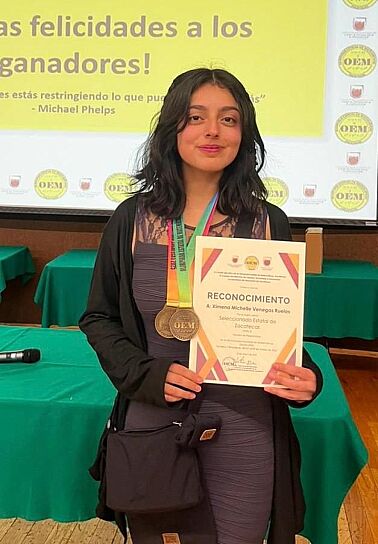 GANAN ESTUDIANTES DE UAZ MEDALLAS EN OLIMPIADA INTERNACIONAL