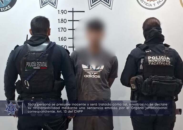 DETIENEN A JOVEN POR PRESUNTOS DELITOS DE NARCOMENUDEO