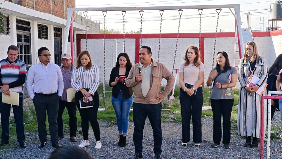 ATIENDE MIGUEL MURILLO DEMANDAS VECINALES Y AVANZA PROGRAMA ALCALDE EN TU COLONIA EN CALERA