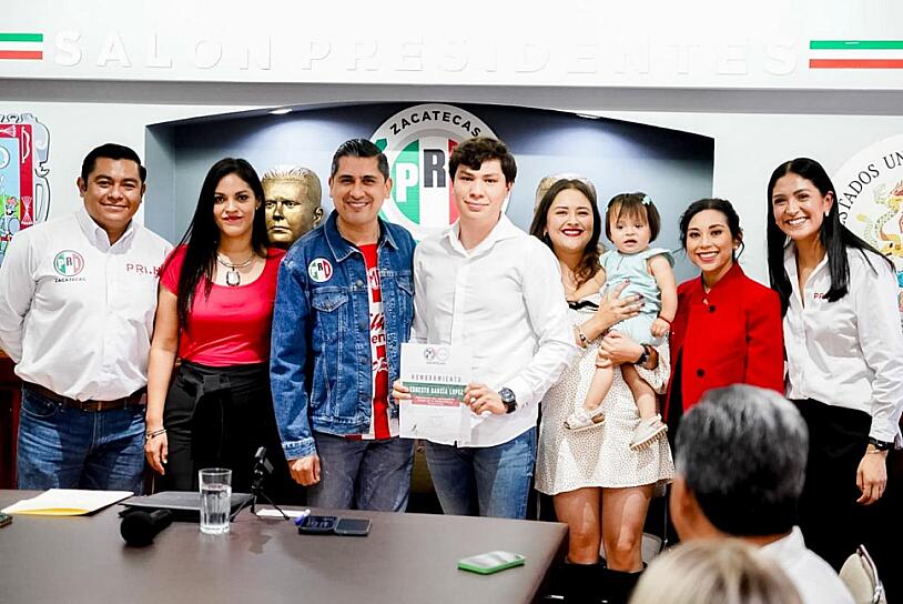 SE SUMAN JÓVENES AL PRI PARA FORTALECER TRABAJOS EN EL ESTADO