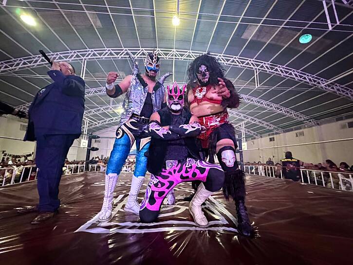 OFRECE GOBIERNO DE ZACATECAS FUNCIÓN DE LUCHA LIBRE EN FRESNILLO